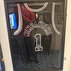 Victor Wembanyama Signed AND Framed NWT Nike Swingman Spurs Jersey Fanatics Auto